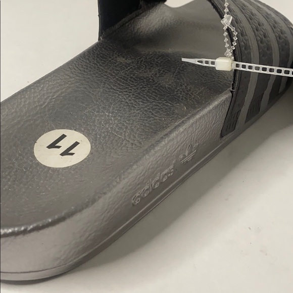 Adidas samba silver slides RARE. Men’s. 11 - Picture 4 of 6